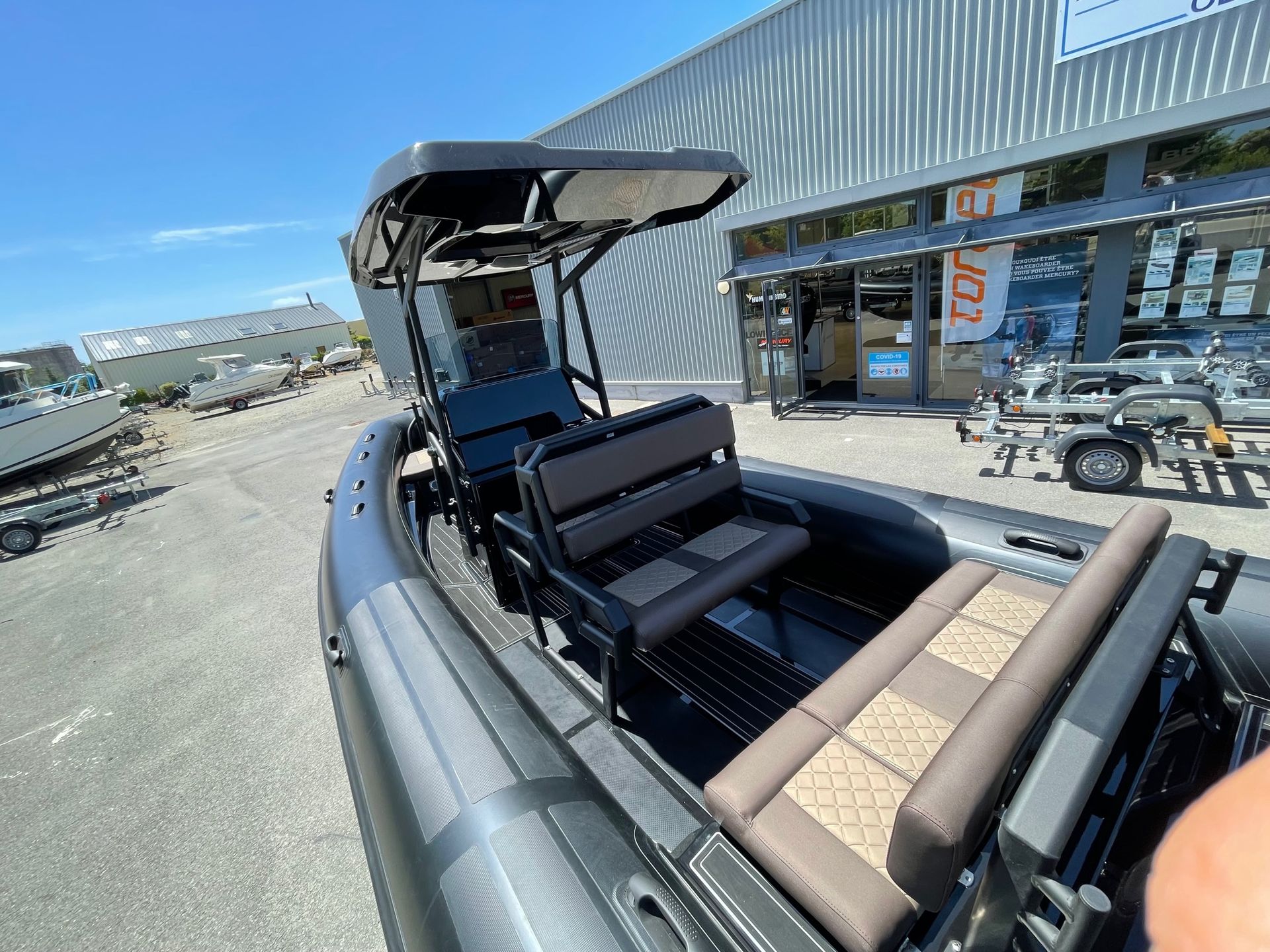 slider 6 Brig Navigator 24